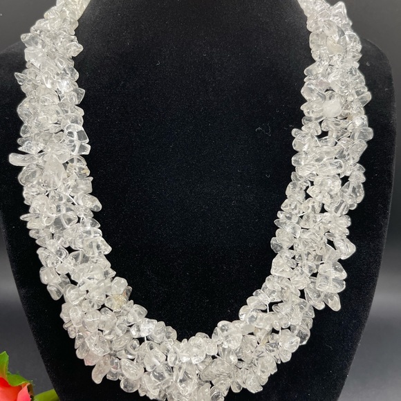 Clear Quartz Necklace Earring and bracelet set - Picture 4 of 9